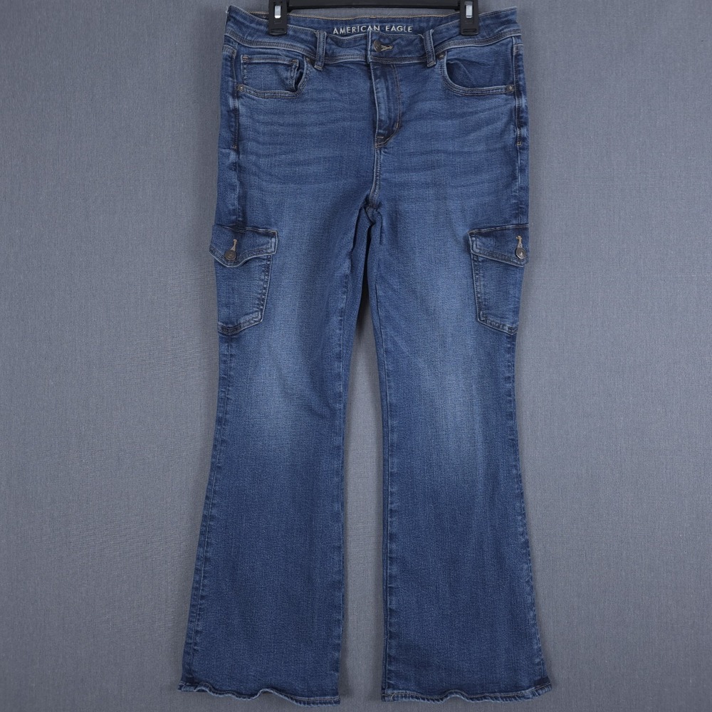 American Eagle Kick Boot Jeans Womens 12 Short (Fits 32x29) Cargo Flap Pockets